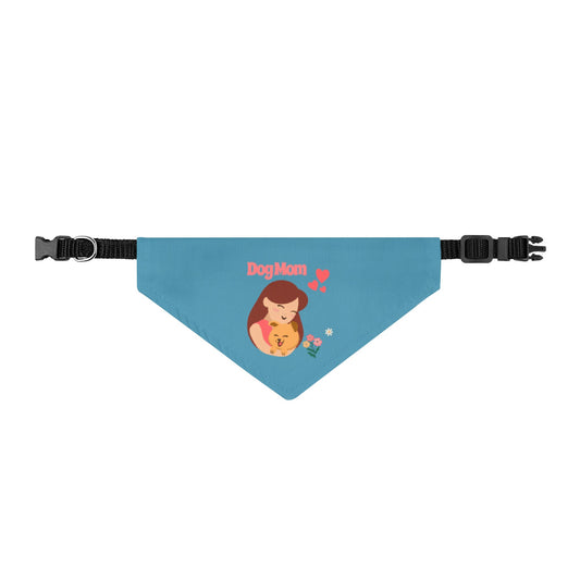 Clip-on Pet Bandana — 'Dog Mom' Cute Heart & Pup Graphic (Adjustable Collar Clip)