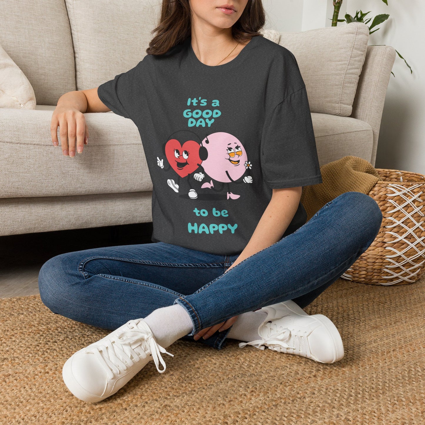 It's a Good Day to Be Happy T-Shirt — Cute Heart & Smile Graphic Tee