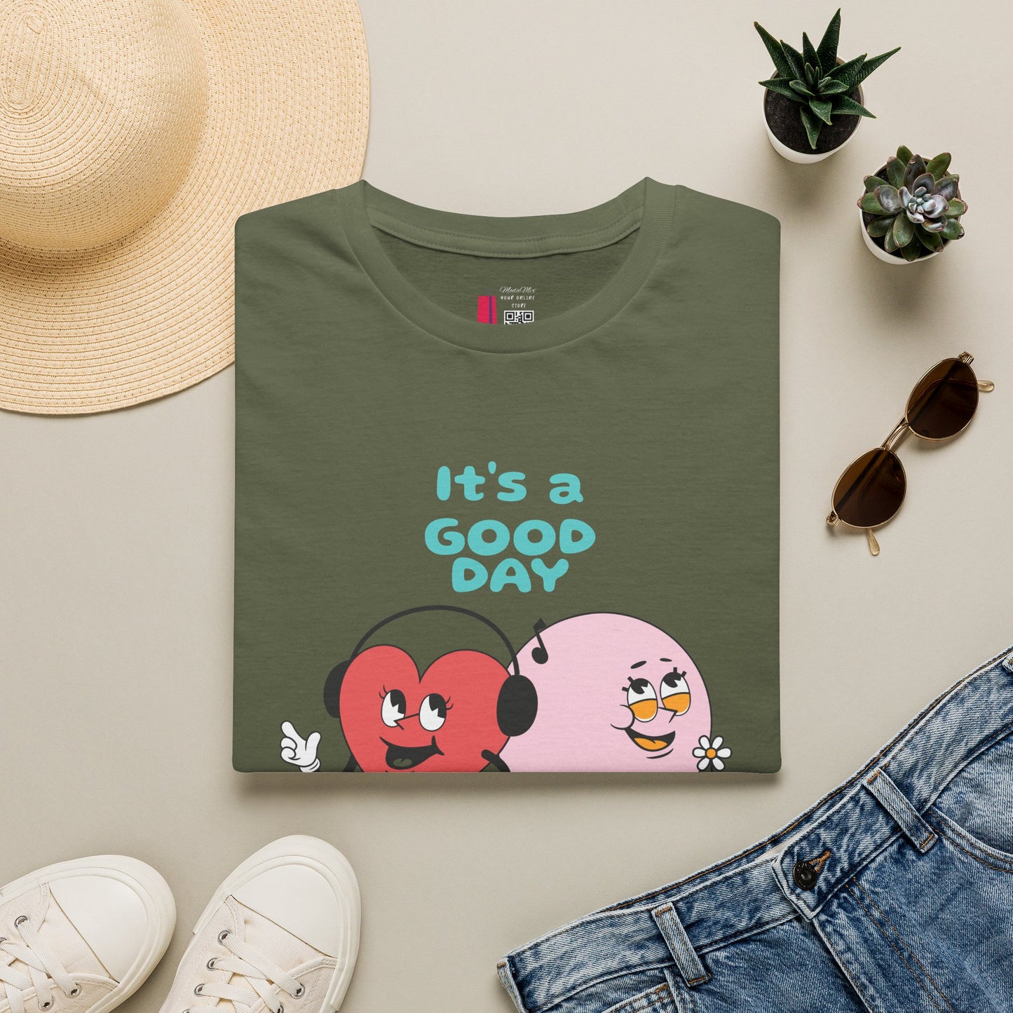 It's a Good Day to Be Happy T-Shirt — Cute Heart & Smile Graphic Tee
