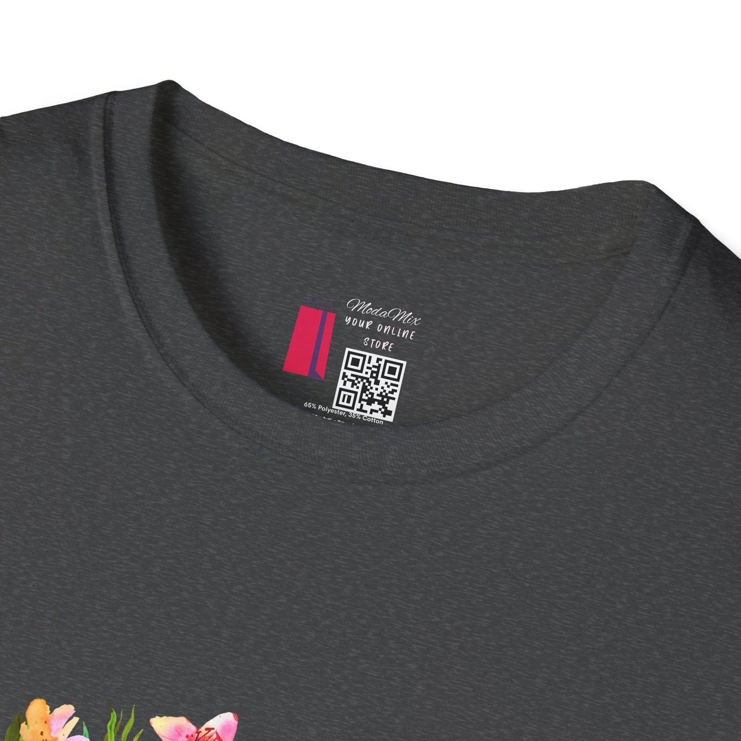 Love Floral T-Shirt — Pink "LOVE" Graphic Tee for Women & Gifts