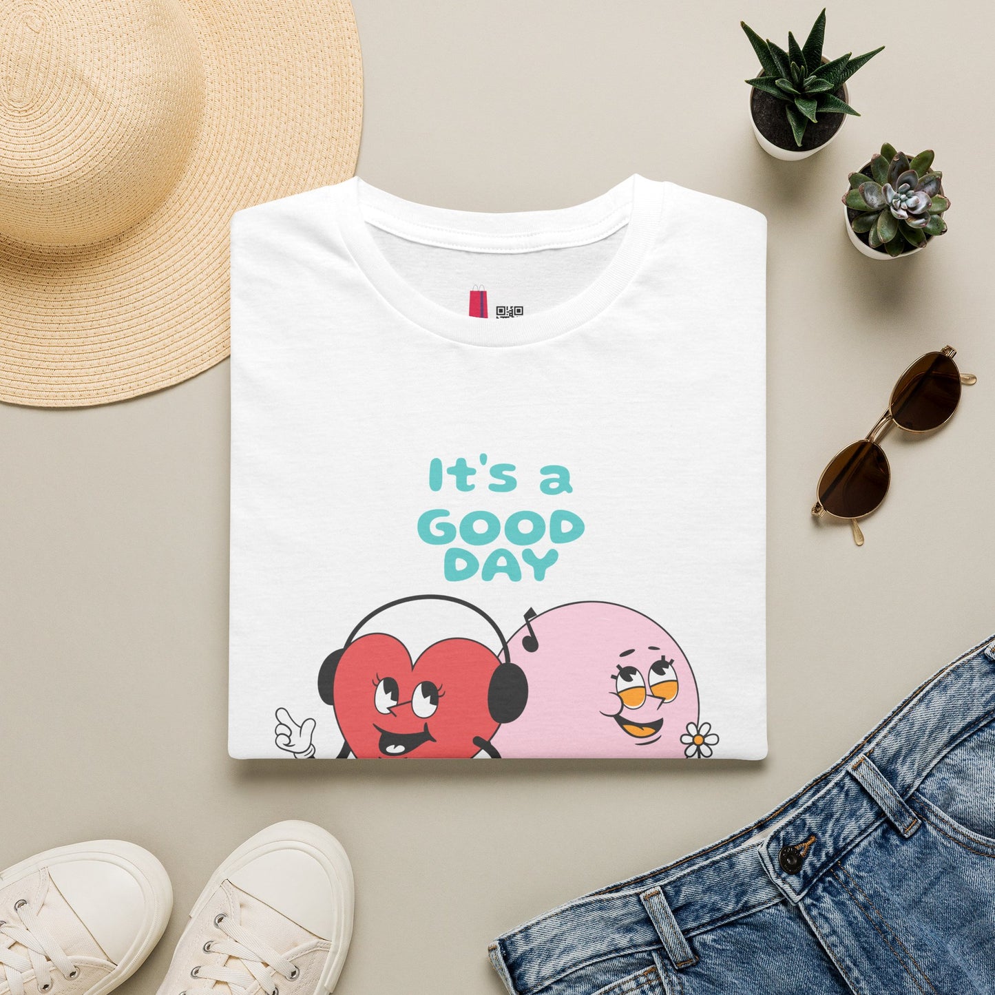It's a Good Day to Be Happy T-Shirt — Cute Heart & Smile Graphic Tee