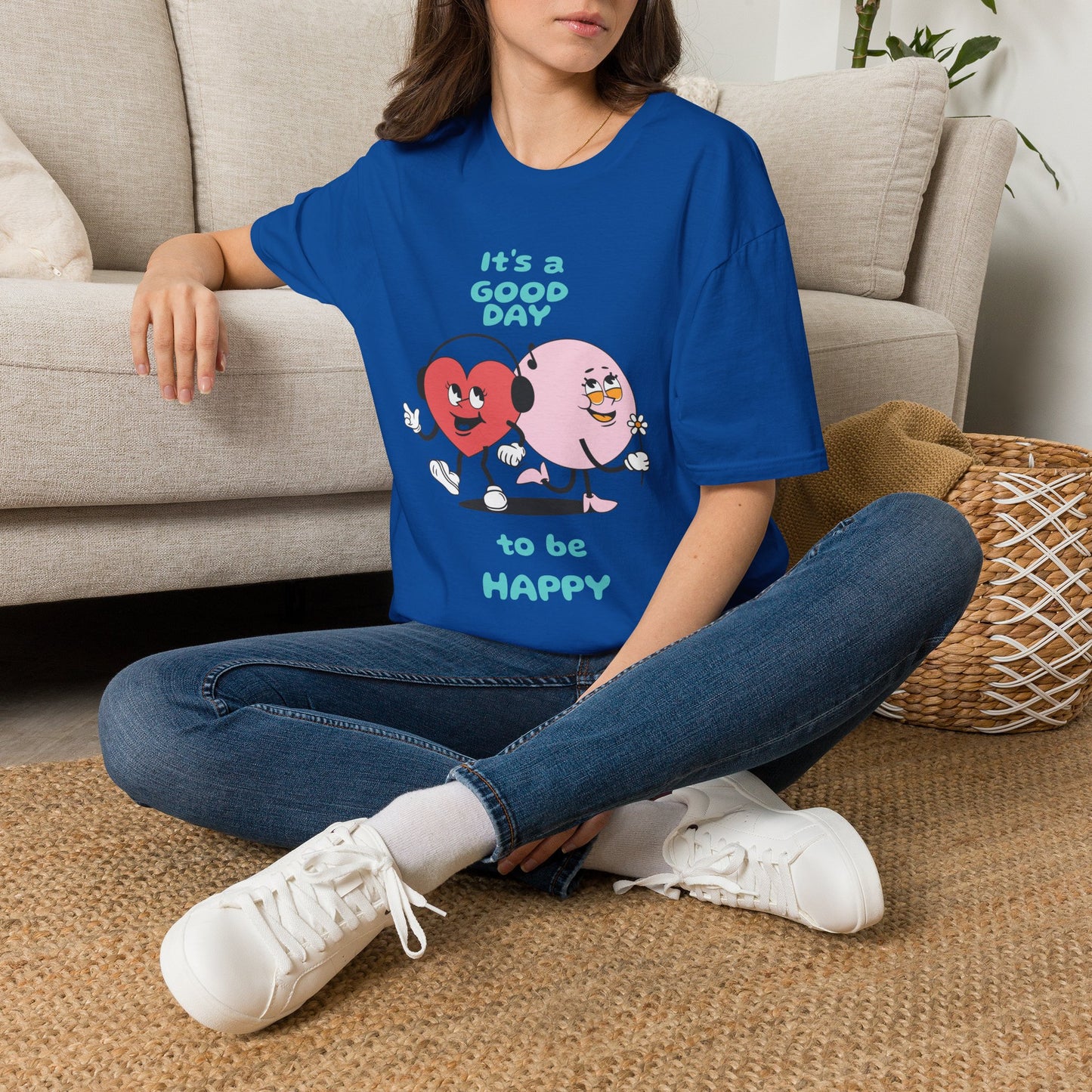 It's a Good Day to Be Happy T-Shirt — Cute Heart & Smile Graphic Tee